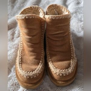 BearPaw Tan Moccasin Shoes